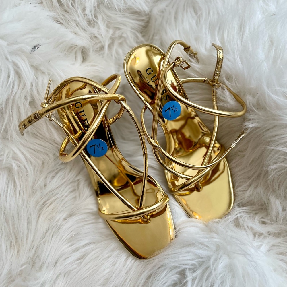 NWT GUESS HIGH HEELS SIZE 7.5